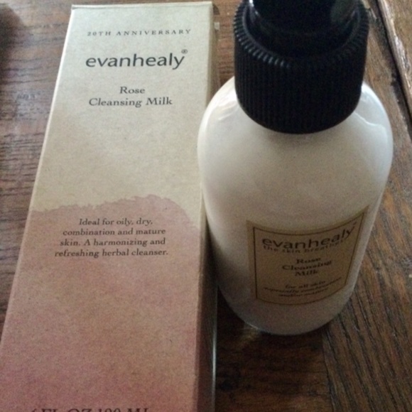 Evanhealy Rose Cleansing Milk New in box - Picture 6 of 7